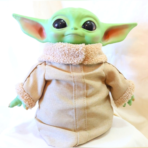 Star Wars Mandalorian Grogu Baby Yoda Plush Doll - Picture 2 of 16